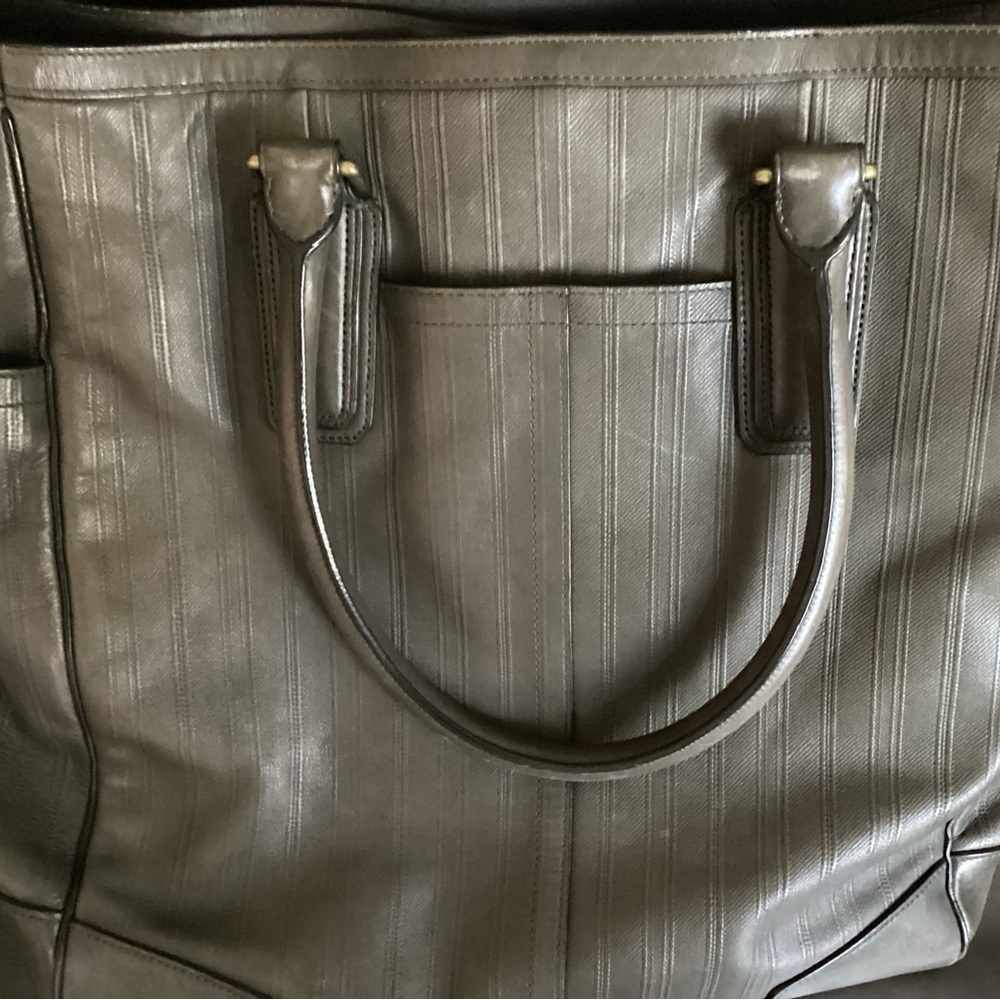 Coach leather tote - Picture 5 of 9